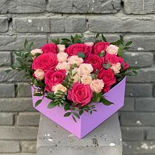 Цветочная композиция из Розы в коробке #REPLACE_PRED# Парабели
