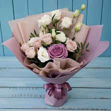 Букет цветов из:  Розы и Лизиантусы в Парабели