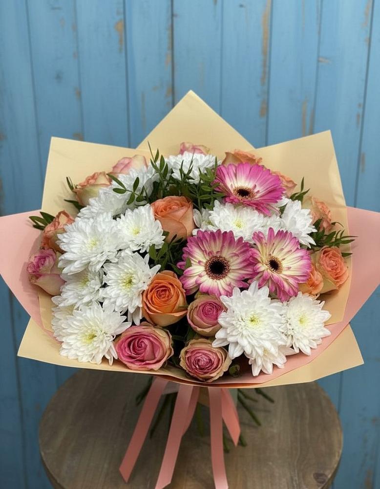 Букет цветов из: Розы, Герберы и Хризантемы в Парабели