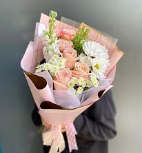 Букет цветов из:  Хризантемы и Розы в Парабели