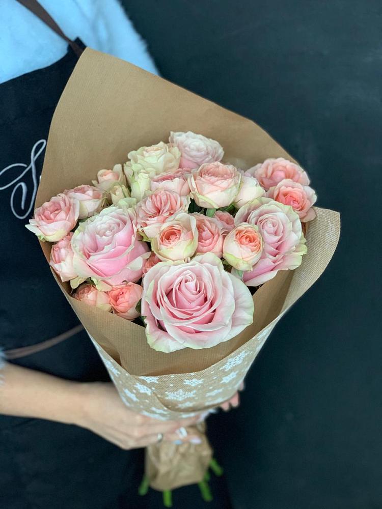 Букет цветов из: Хризантемы и Розы в Парабели