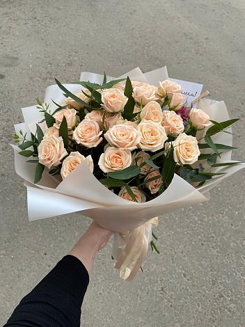 Букет Кремовые розы Латте в Парабели