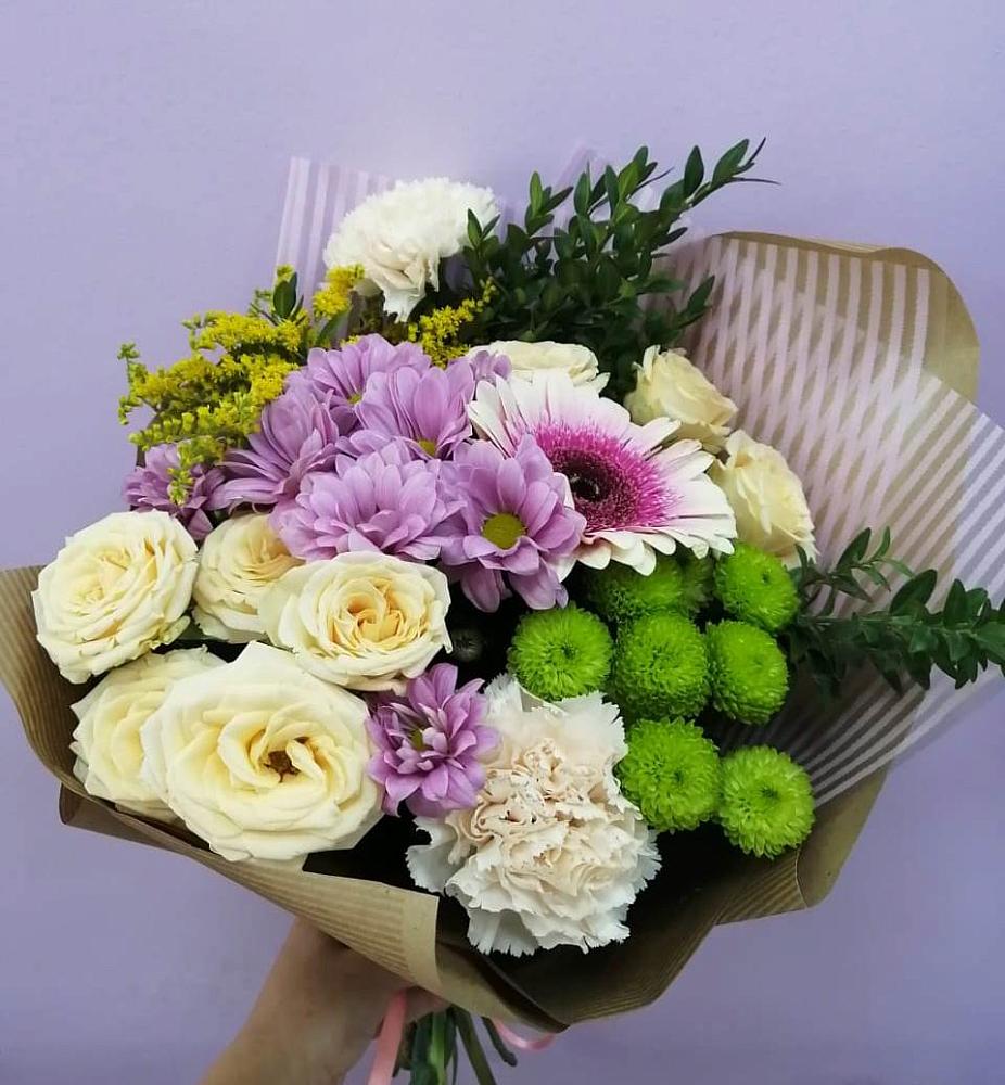 Букет цветов из: Хризантемы, Розы, Гвоздики и Герберы в Парабели